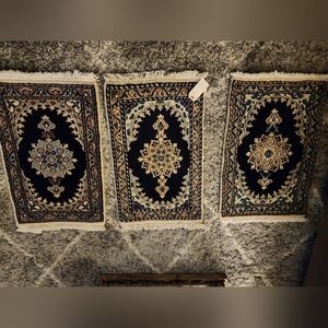 3 naein mats/rug